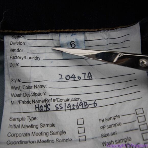 NEW Express relax fit jeans, size 6 - Picture 12 of 13